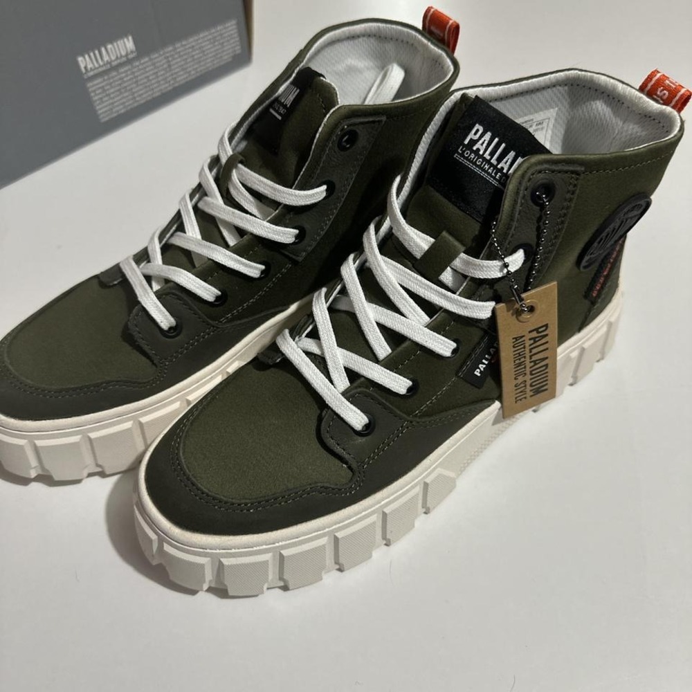 New Khaki Green Palladium High Tops Size 7.5